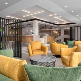 Hunguest Hotel Flóra, ξενοδοχείο σε Eger