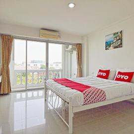 Super OYO 498 Ladawan Villa, ξενοδοχείο στη Μπανγκόκ