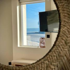 La Suite Balinaise, vue mer et dunes - MALO'Cation, hotel in Dunkerque
