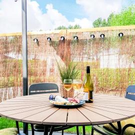 Charmant 4p chalet met tuin - hart van Zeeland VP028, hotell sihtkohas heinkenszand
