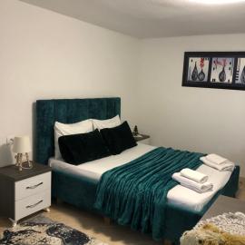 Dejani Guest House