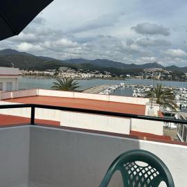 CASA CENTRO PORT, khách sạn ở Llança