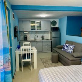 Sutomore Panorama Studio