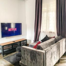 New Classic One Bedroom Courtyard Lekki 1, hotel Ilado városában