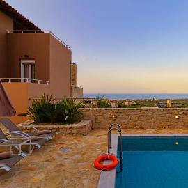 Theo Villas With Sea View, hotel a Marathokefála