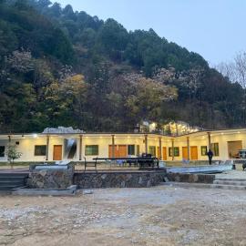 Viesnīca Jharoka Resort - Taranna, Balakot pilsētā Hassa