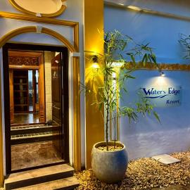 Waters Edge Resort - Villa With Private Pool