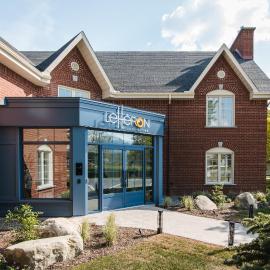 Le Héron - Studios Nature, hotel in Magog-Orford