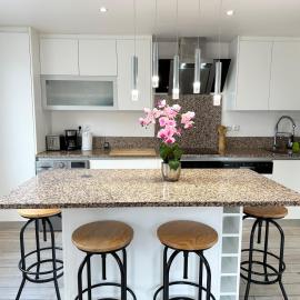 Design Orly Paris - Suites privées - Parking