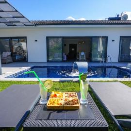 Villa Nature Lux, hotel u gradu Ortaca