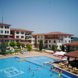 Harmony Hills Tomovi Apartment C12, hotel em Rogachevo