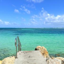 T2 vue mer avec accès direct lagon et 5 min plage