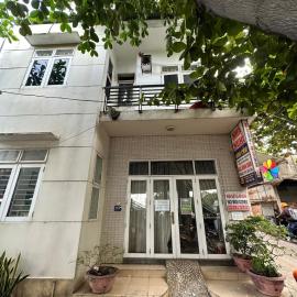 SPOT ON 1188 Motel Hoa Cam, hotelli Đà Nẵngissa