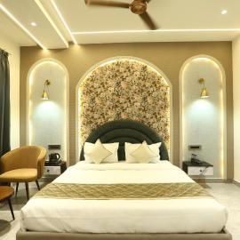 HOTEL Elegance 5 min walk from Golden Temple