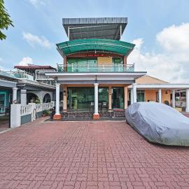 Darul Salam Orkid Inn、ドゥングンのホテル