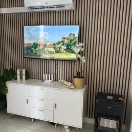 Luna luxury apartment, hotel u gradu 'Midrand'