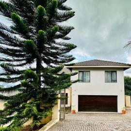 The Ridge At Mountain View Vacation Home: Boschrand şehrinde bir otel