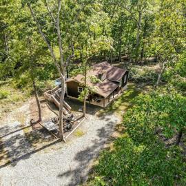 Cozy Cabin - Hot Tub - State Park - Near Lake, hotel Appomattoxban