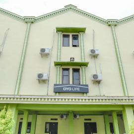 OYO Life 2508 Alba Suites Homestay Syariah
