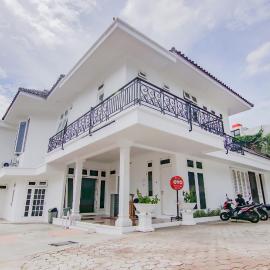Capital O 90342 Kemang Garden