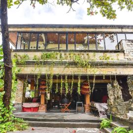 Super OYO Townhouse Oak Maxi Hotel Legian