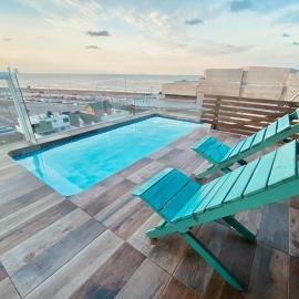 Alberca privada, vista al mar, frente playa foro boca、ボカ・デル・リオのホテル