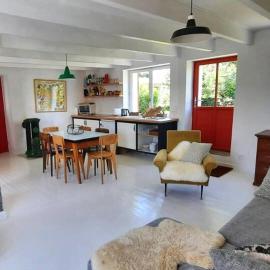Maison charmante au calme avec jardin à Kerlard - FR-1-813-24