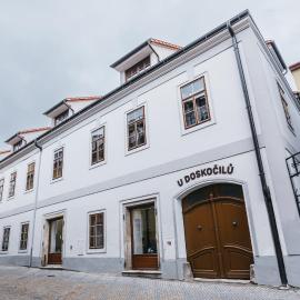 Apartmány U Doskočilů, hotel in Jindřichŭv Hradec