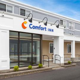 Comfort Inn Hyannis - Cape Cod, хотел в Хаянис
