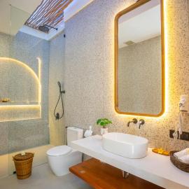 Zahra Villas old, hotel in Nusa Dua
