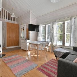 Yllästokka 2 Central location Incl Sauna, Fireplace, Firewood，禹拉斯加威的飯店
