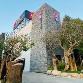 Orient Luxury Villa Motel, hotel v destinácii Huwei