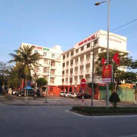 Khách sạn Đại Huệ, Hotel in Dong Quan