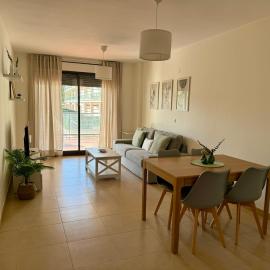 Apartamento acogedor en urbanización Panorámica Golf, Sant Jordi, hotel in Sant Jordi