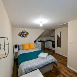 Cosy studio close to Heathrow Airport