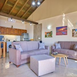 Christine's Seaview by CorfuEscapes, Hotel in Spartýlas