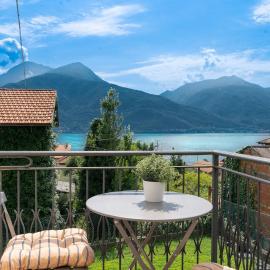 COMO LAKE VIEW Jasmin's Family House