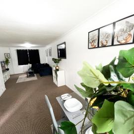 3 Bedroom House, WiFi & Free Parking、チャタムのホテル