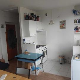 One bedroom flat with balcony, hotel en Saint-Cloud