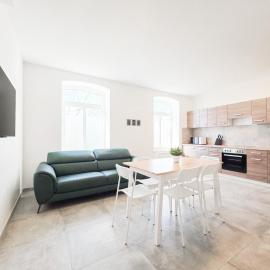Tolstov Apartments - 2 Schlafzimmer - Sofa - Küche - Waschmaschine - 20 Min to Messe DUS