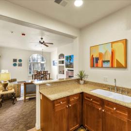 Ground Floor 1BR Legacy Villa #A, hotel u gradu 'La Quinta'