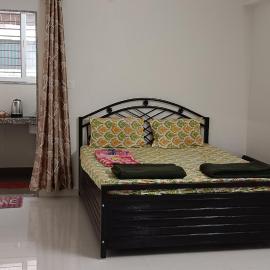 Malhar Home Stay, hotel in Nashik