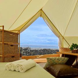 KAWAI Beach Camp – hotel w mieście Lobo