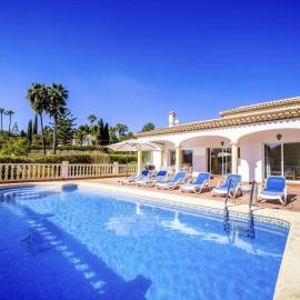 La Gavina - Spacious 5-Bedroom Villa with Private Pool in Javea