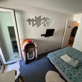 chambre privé chez l'habitant, hotel in Choisy-le-Roi