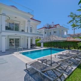 Fethiye Çalışta Plaja yakın Özel Havuzlu Lüx Villa
