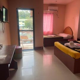 Rielena Plaza Hotel and Suites, хотел в Molave