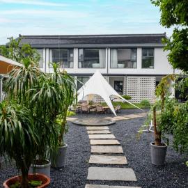 Floral Lux Hotel Yixing Yuyang Huaixiu Courtyard – hotel w mieście Huwu