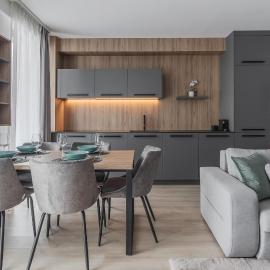 Luxury Grey Residence - Central, Free Parking, Self Check-In, hôtel à Oradea