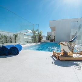 Sercotel Sevilla Guadalquivir Suites – hotel w Sewilli